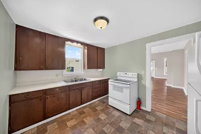 423 W Mark Street, Winona, MN 55987 - Photo 29