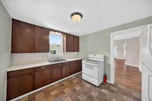 423 W Mark St, Winona, MN 55987 - Photo 29