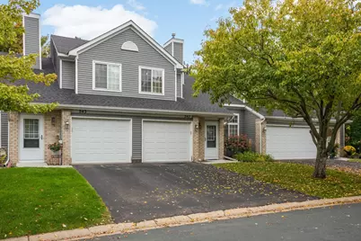 547 Mission Hills Way W, Chanhassen, MN 55317 - Photo 3