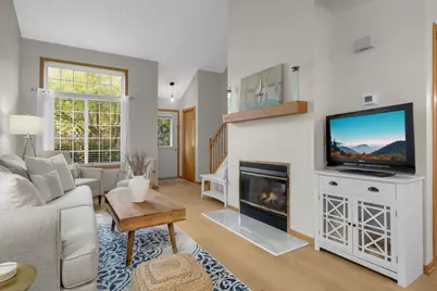 547 Mission Hills Way W, Chanhassen, MN 55317 - Photo 11