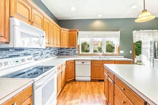 1928 33rd St S, Moorhead, MN 56560 - Photo 15