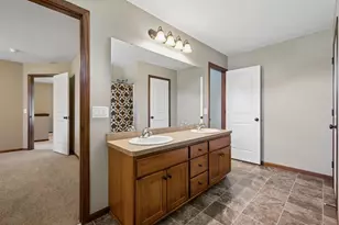 10406 Florida Ave N, Brooklyn Park, MN 55445 - Photo 39