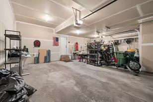 10406 Florida Ave N, Brooklyn Park, MN 55445 - Photo 51