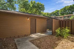 243 W Eagle Lake Dr, Maple Grove, MN 55369 - Photo 31
