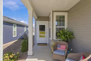 196 Liberty Heights Dr, Chaska, MN 55318 - Photo 3