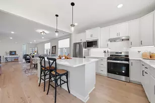 196 Liberty Heights Dr, Chaska, MN 55318 - Photo 13