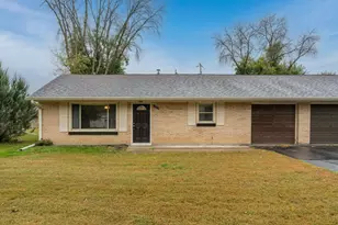 105 Jay St, Le Sueur, MN 56058 - Photo 1