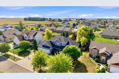 609 Lexington Lane, Moorhead, MN 56560 - Photo 31