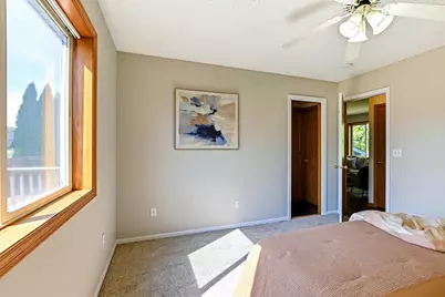 332 Orchard Parkway W, Shakopee, MN 55379 - Photo 11