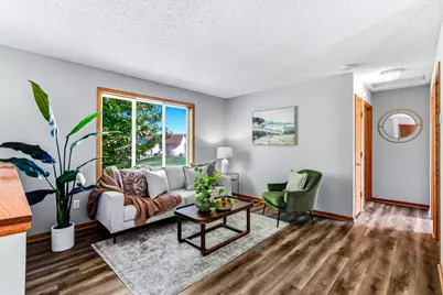 332 Orchard Parkway W, Shakopee, MN 55379 - Photo 3