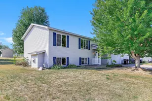 332 Orchard Pkwy W, Shakopee, MN 55379 - Photo 1