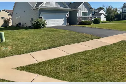 6102 Quenroe Avenue NE, Otsego, MN 55330 - Photo 1