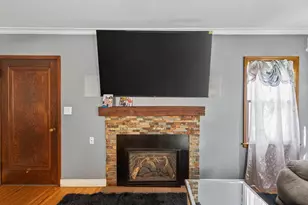 242 Annapolis St W, West Saint Paul, MN 55118 - Photo 5