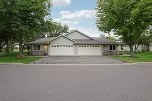 5243 Pathways Ave, White Bear Lake, MN 55110 - Photo 39