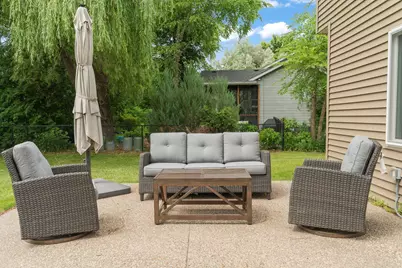 8901 Dunbar Knoll N, Brooklyn Park, MN 55443 - Photo 51