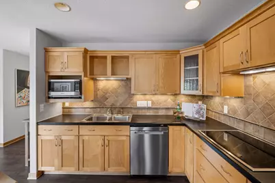 7153 Goodview Avenue S, Cottage Grove, MN 55016 - Photo 13