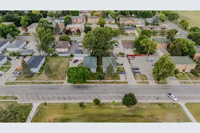 917 19th Street S, Moorhead, MN 56560 - Photo 5