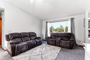 11012 Edgewood Ave N, Champlin, MN 55316 - Photo 7