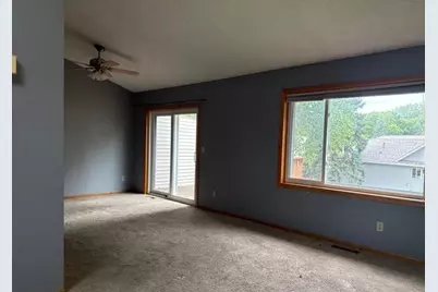 3263 Greenbrier Street, Vadnais Heights, MN 55127 - Photo 5