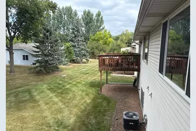 3263 Greenbrier Street, Vadnais Heights, MN 55127 - Photo 23