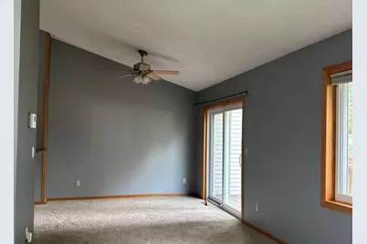 3263 Greenbrier Street, Vadnais Heights, MN 55127 - Photo 11