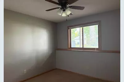 3263 Greenbrier Street, Vadnais Heights, MN 55127 - Photo 15