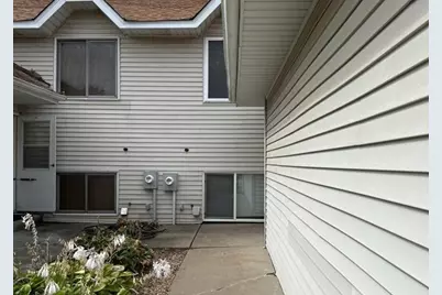 3263 Greenbrier Street, Vadnais Heights, MN 55127 - Photo 3
