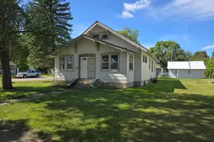 227 3rd St SW, Staples, MN 56479 - Photo 7
