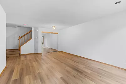 502 Mariner Way, Woodbury, MN 55129 - Photo 9