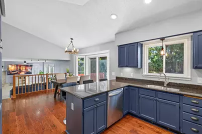 16025 Grove Trail, Lakeville, MN 55044 - Photo 3