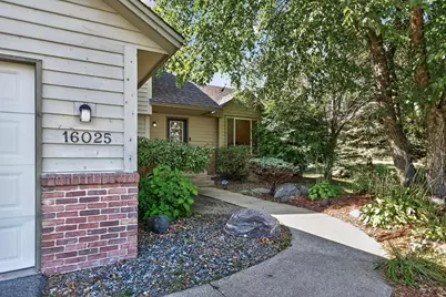16025 Grove Trail, Lakeville, MN 55044 - Photo 23