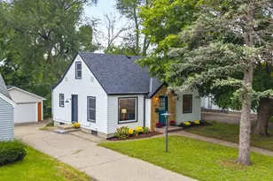 3024 Texas Ave S, Saint Louis Park, MN 55426 - Photo 3