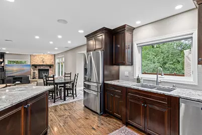 13975 Granada Court, Apple Valley, MN 55124 - Photo 11
