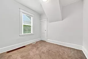 1401 Hazel St N, Saint Paul, MN 55119 - Photo 11