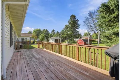 332 4th Street SW, Blooming Prairie, MN 55917 - Photo 23