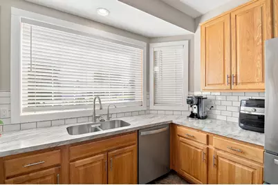 332 4th Street SW, Blooming Prairie, MN 55917 - Photo 7