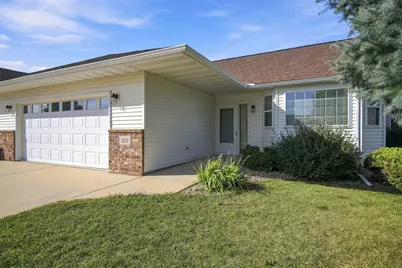 332 4th Street SW, Blooming Prairie, MN 55917 - Photo 3