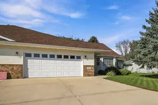 332 4th St SW, Blooming Prairie, MN 55917 - Photo 1