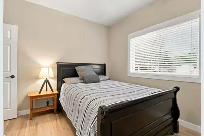 332 4th Street SW, Blooming Prairie, MN 55917 - Photo 19