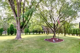 22710 Pinto Ln, Lakeville, MN 55044 - Photo 35