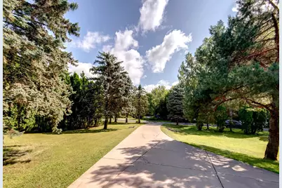 22710 Pinto Lane, Lakeville, MN 55044 - Photo 33