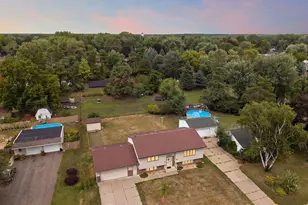 361 Eldridge Ave E, Maplewood, MN 55117 - Photo 3