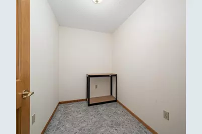 9508 Riverview Avenue, Bloomington, MN 55425 - Photo 27