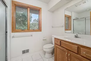 9508 Riverview Ave, Bloomington, MN 55425 - Photo 17