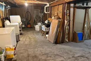 528 S 6th St, La Crescent, MN 55947 - Photo 23