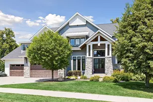 736 Woodland Hill Ct, Medina, MN 55340 - Photo 1