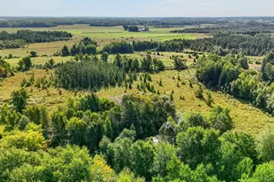 27048 Hawthorn Rd, Hinckley, MN 55037 - Photo 17