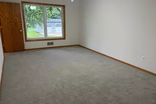 7831 Danner Ct, Inver Grove Heights, MN 55076 - Photo 13