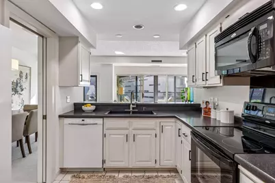 1201 Yale Place #407, Minneapolis, MN 55403 - Photo 7