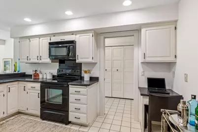 1201 Yale Place #407, Minneapolis, MN 55403 - Photo 9